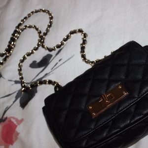 Super Trendy Off The Shoulder Black Purse!